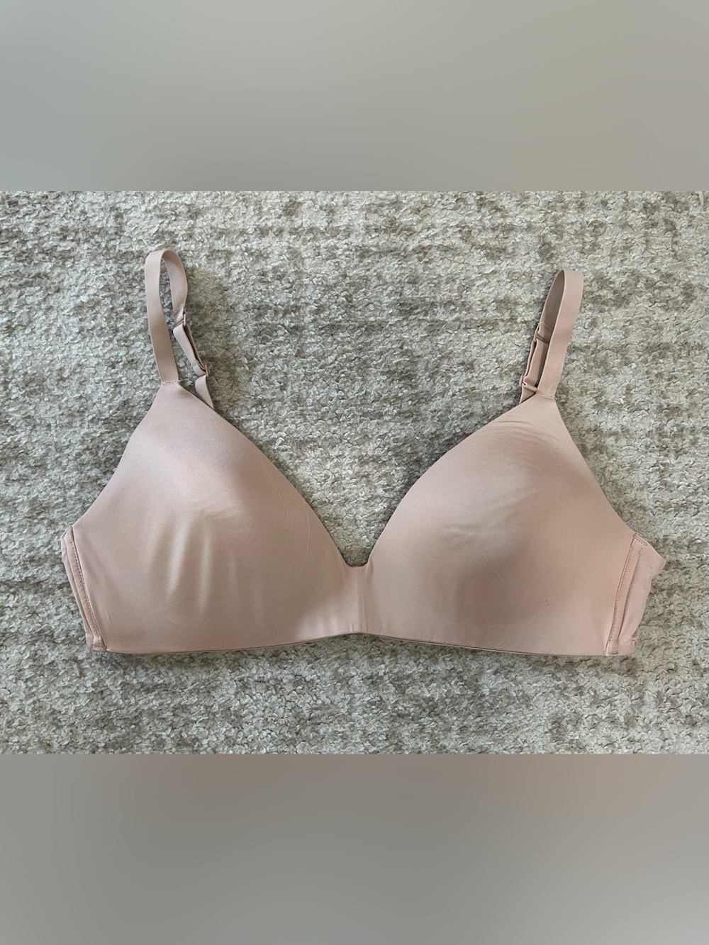 SKIMS Wireless Form T-Shirt Bra